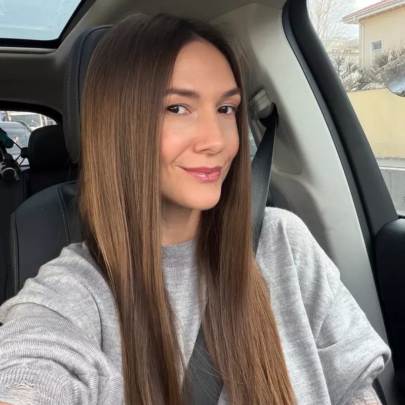 adela-popescu10