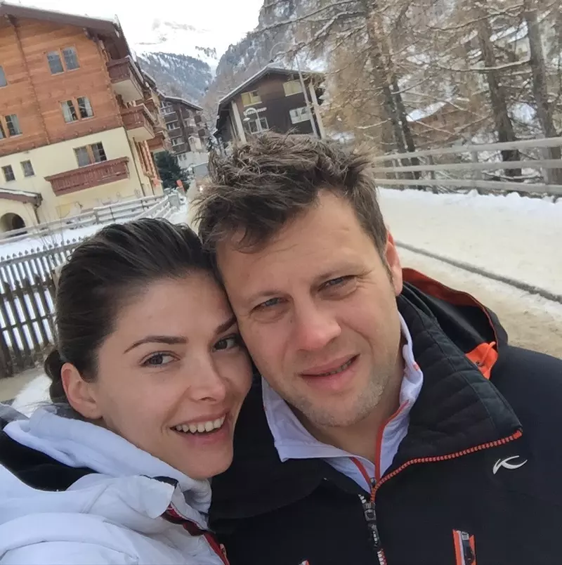 Alina Pușcaș și soțul ei, stomatologul Mihai Stoenescu (1)