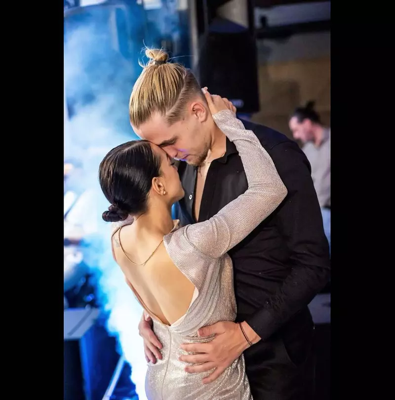 Larisa Iordache și iubitul ei, Cristian Chiriţă, s-au logodit  (9)
