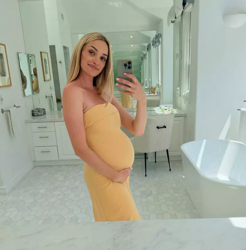 Brianne Howey din „Ginny & Georgia” însărcinată cu al doilea copil (4)