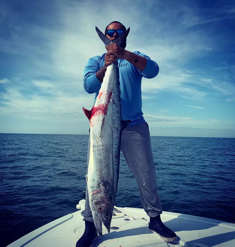 Cum arată fiul lui Tom Cruise. Are 26 de ani și e un mare pescar (4)