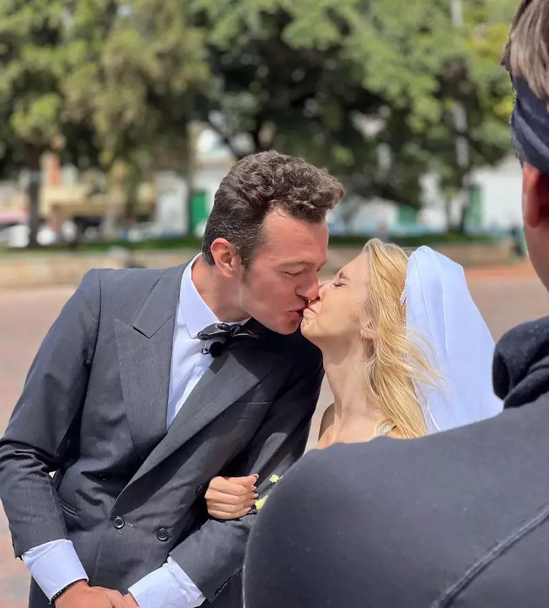 sotia-lui-jean-dupa-ce-el-a-sarutat-o-pe-andreea-balan-la-america-express-2023-9