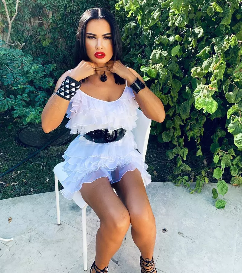 Oana Zăvoranu