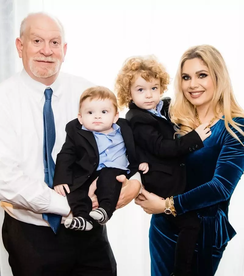 Iasmina Hill soț copii