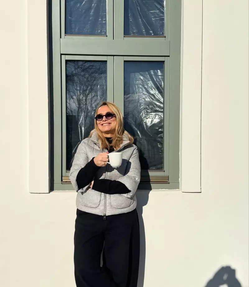 andreea-esca11