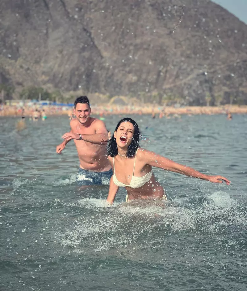 Mara-Oprea-Oana-Mosneagu-si-Vlad-Gherman-vacanta-impreuna-2