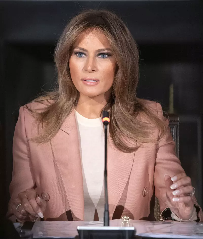Melania Trump nu și-a schimbat culoarea părului