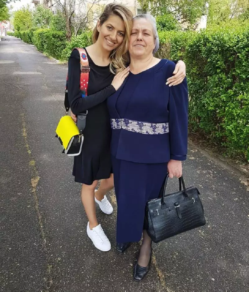 Lidia buble mama