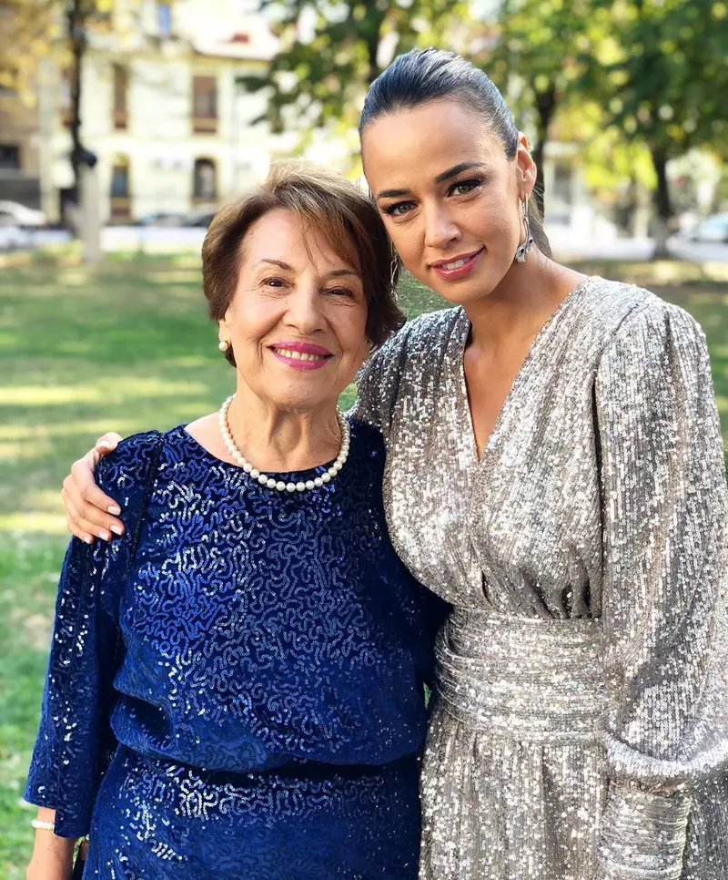 Andreea Raicu și mama ei