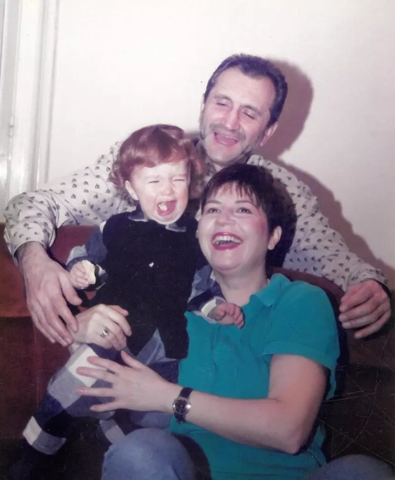 Carol Ionescu părinți Magda Catone Șerban Ionescu