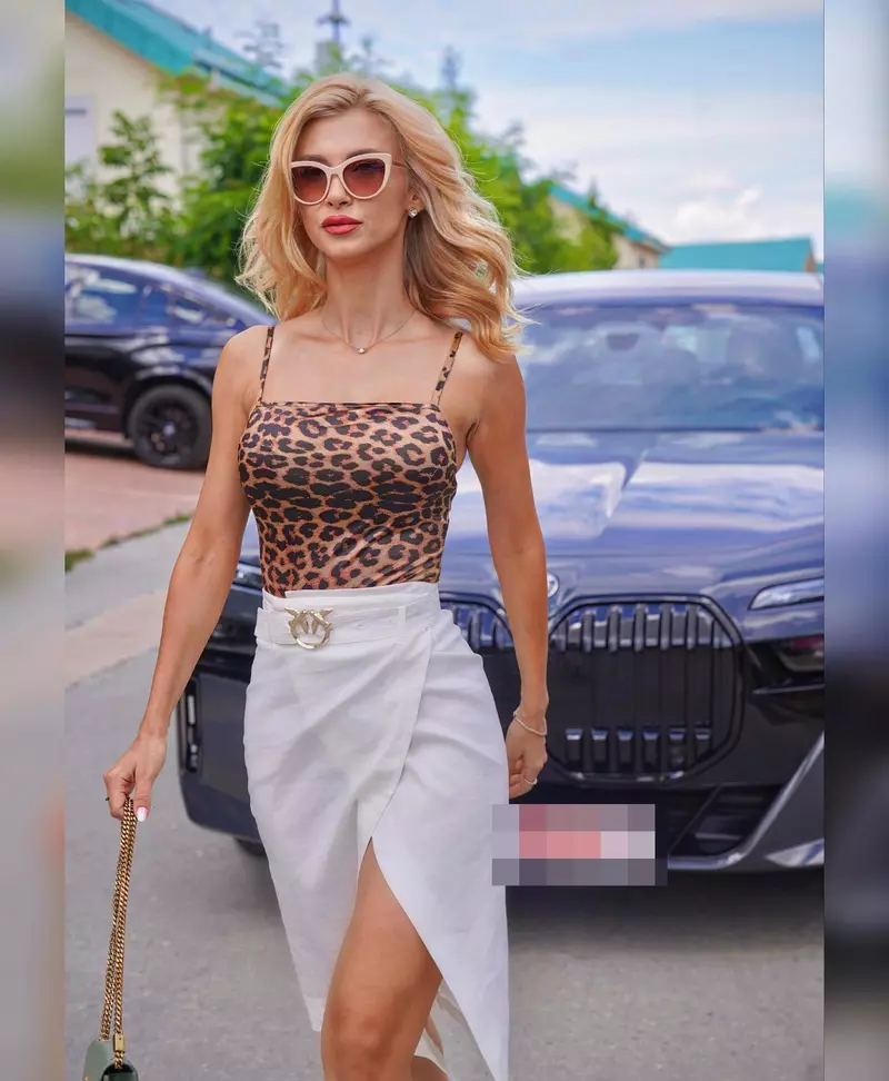 Andreea Bălan mașina