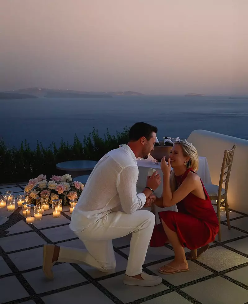 Lady-Eliza-Spencer-logodna-santorini (3)