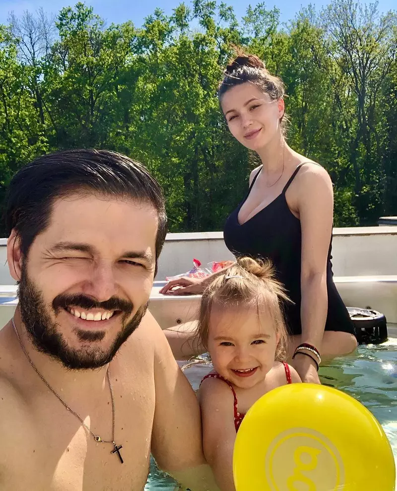 Liviu Vârciu, Anda Călin și fiica lor Anastasia