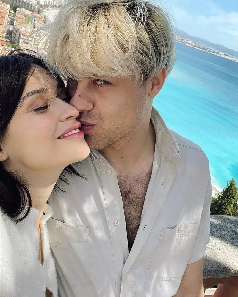 Irina Rimes, fotografie romantică alături de iubitul francez Arată exact așa cum îmi doream la 18 ani (2)