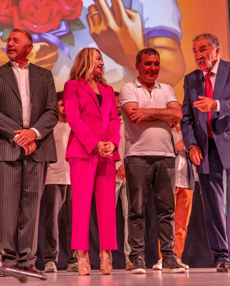 Boris Becker, Nadia Comăneci, Gheorghe Hagi și Ion Țiriac la premiera filmului „Nasty”, la Sala Palatului