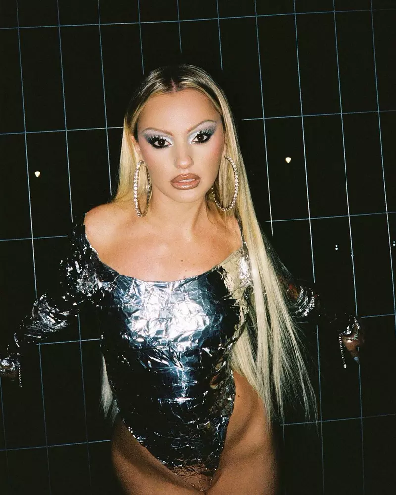 Alexandra-Stan-a-spus-in-ce-investestii-banii.-Ce-parere-are-despre-operatiile-estetice-2