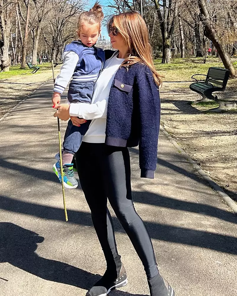 Așa a arătat weekendul nostru. Sper ca și voi ați avut un Weekend pe măsura vremii de afara.   un nou început de săptămâna reușit sa aveți, dar pana atunci ne revedem la știrile serii!  #weekend #sun #h (2)