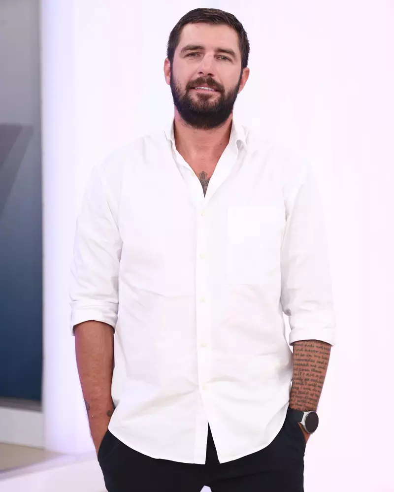 catalin-cazacu-dat-afara-de-la-antena-stars-10
