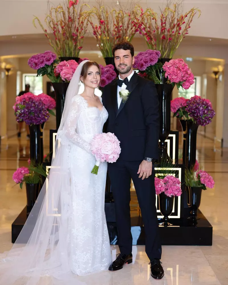 eda-ece-din-pretul-fericirii-s-a-maritat-cum-a-aratat-in-rochie-de-miresa-3