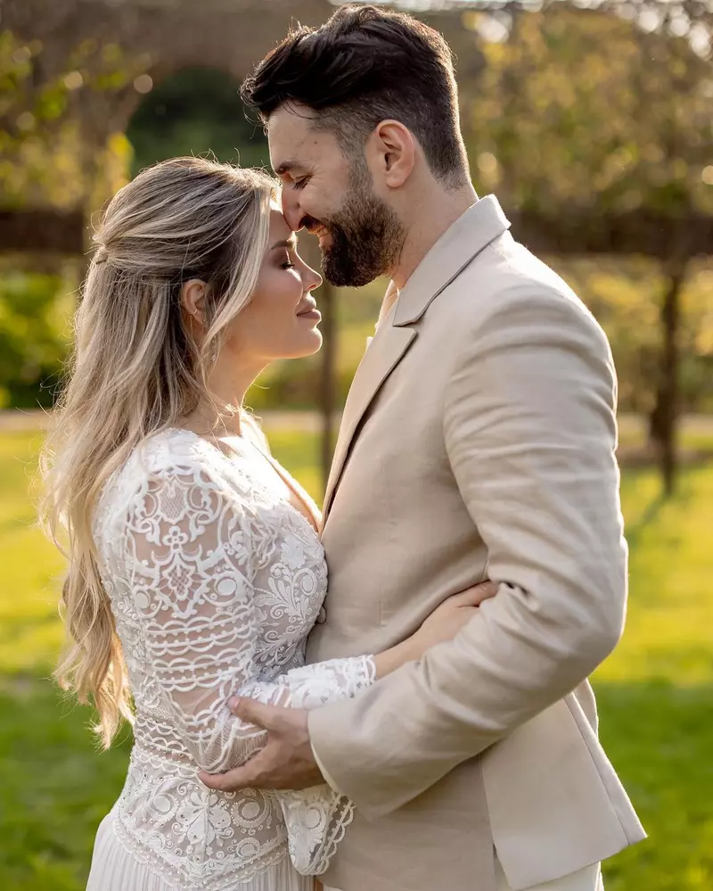 Gina Pistol și Smiley, primele imagini din luna de miere de vis. Unde se relaxează după nuntă