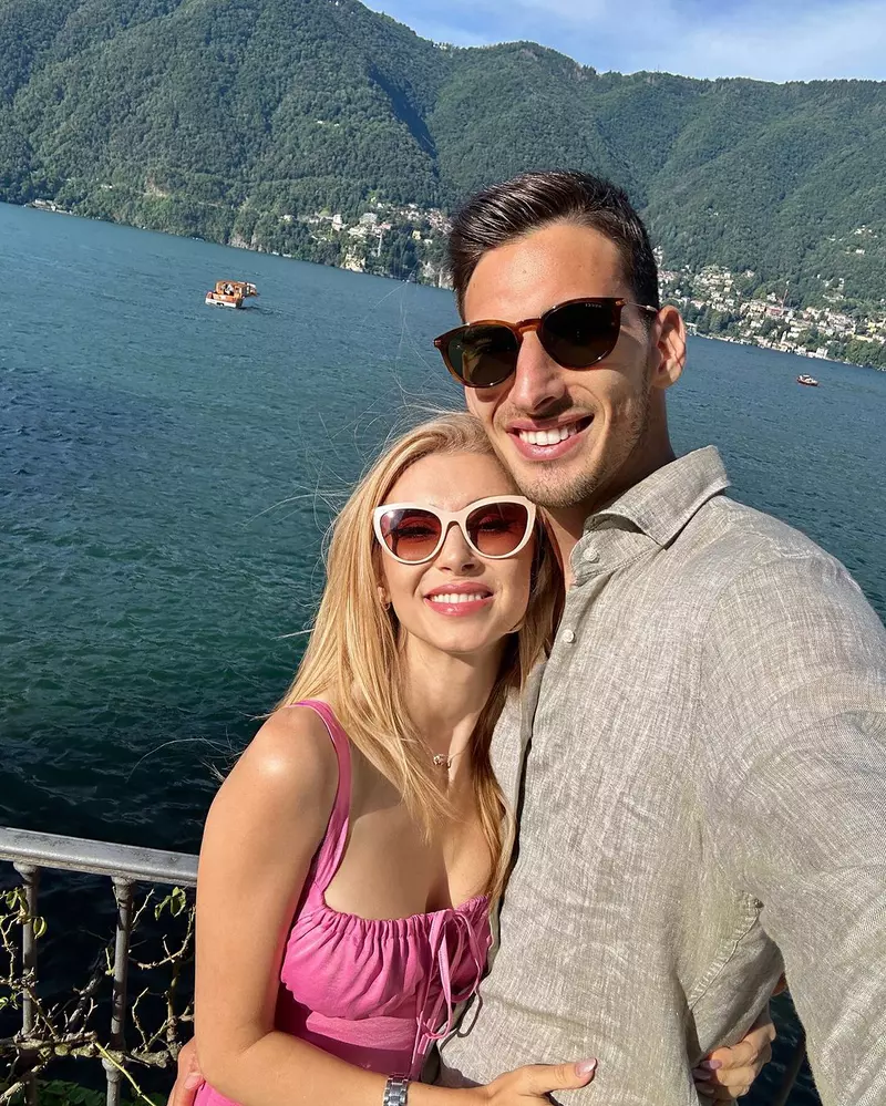 Andreea Bălan și Victor Cornea, vacanță romantică în Italia  (10)