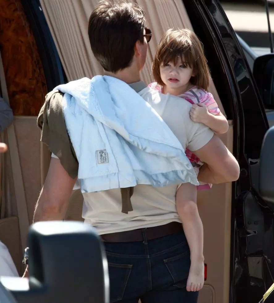 Tom Cruise and Katie Holmes with SURI
