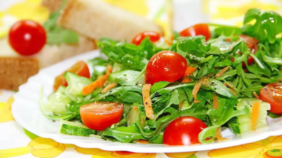 Cura rapida de slabire cu Salata Verde - Scapa de 7kg in 11 zile - Revista Teo