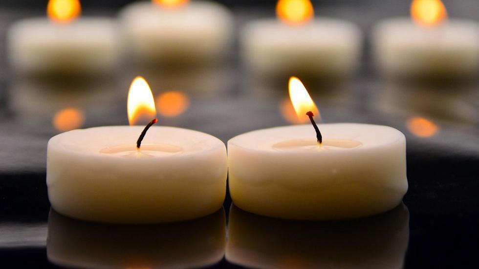Obiceiuri De Inmormantare Respectă Le Pentru Ca Sufletul Celui Adormit Intru Domnul Să Plece Liniștit In Lumea Celor Drepți Spiritualitate Avantaje Ro De 20 De Ani Pretuieste Femei Ca Tine