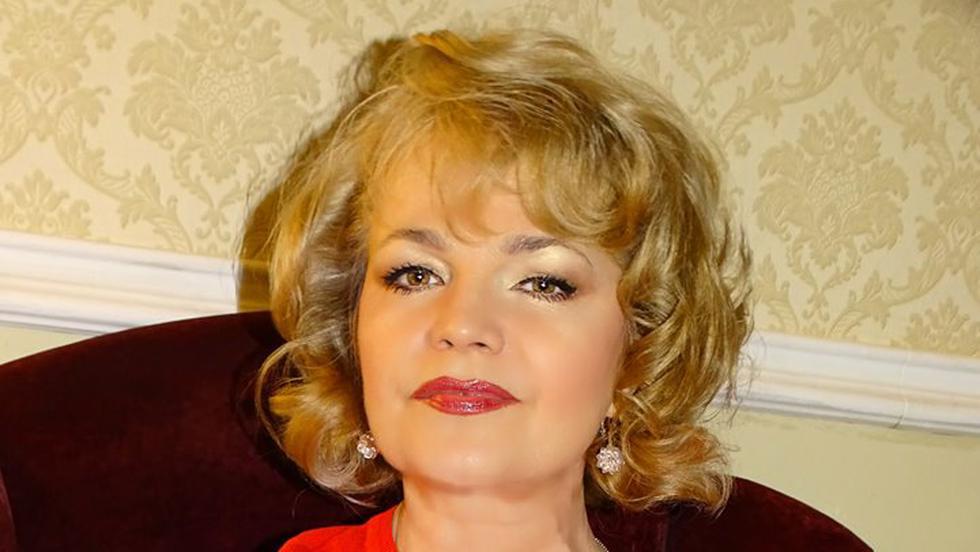 Pe Vremea Comunismului Toată Lumea Dansa Pe șlagărele Ei Cum Arată Acum Marina Florea La 55 De Ani Vedete Avantaje Ro De 20 De Ani Pretuieste Femei Ca Tine