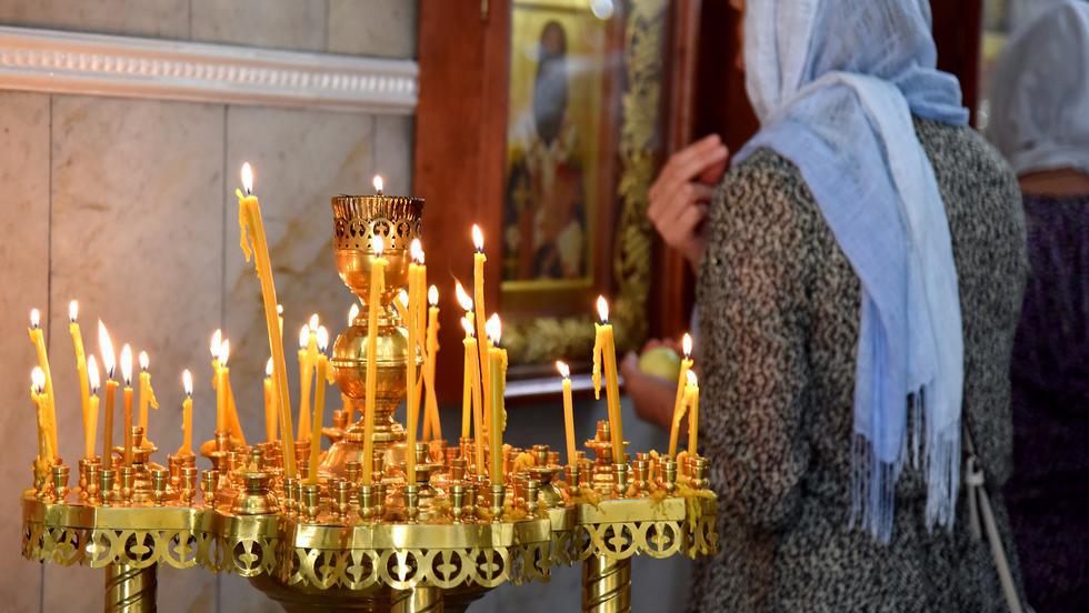 Este Bine Sau Nu Să Intri In Biserică Atunci Cand Ești La Menstruație Părerile Preoților Sunt Impărțite Spiritualitate Avantaje Ro De 20 De Ani Pretuieste Femei Ca Tine