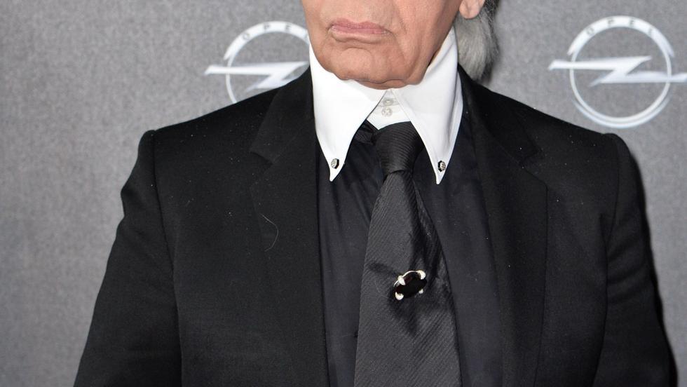 Cum Arată Cea Mai Bogată Pisică Din Lume Felina A Moștenit O Mare Parte Din Averea Lui Karl Lagerfeld Vedete Avantaje Ro De 20 De Ani Pretuieste Femei Ca Tine