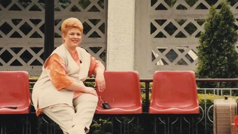 Teo Trandafir A Implinit 52 De Ani Fotografii Cu Prezentatoarea Tv