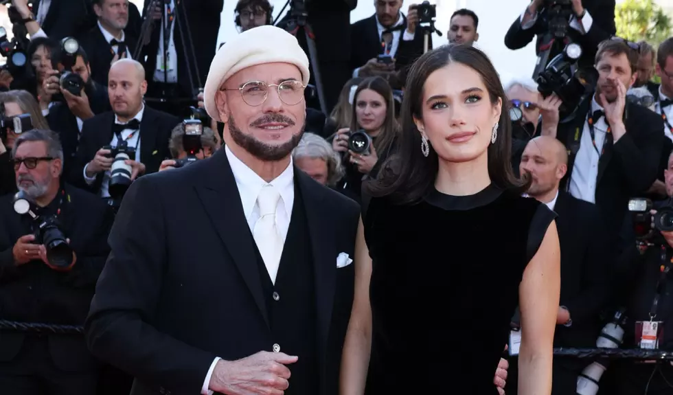 John Travolta dezvăluie motivul schimbării de look. De ce a purtat berete la Cannes 2026: "Vreau să fie un omagiu adus..."