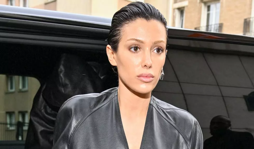 Bianca Censori, apariție inedită cu un accesoriu care a atras atenția tuturor. Cum a fost fotografiată soția lui Kanye West