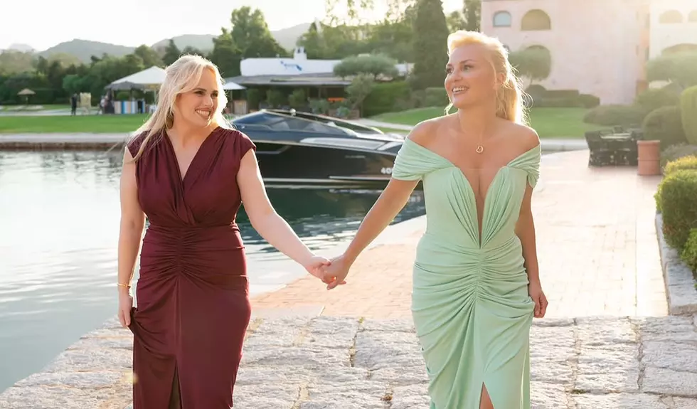 Rebel Wilson a dezvăluit o imagine adorabilă alături de soția sa și cele două fiice ale lor