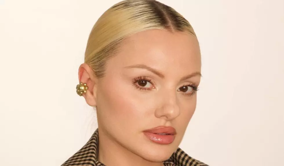 Alexandra Stan și fiica ei, Eva, surprinse într-o imagine emoționantă. Cele două au fost externate din spital