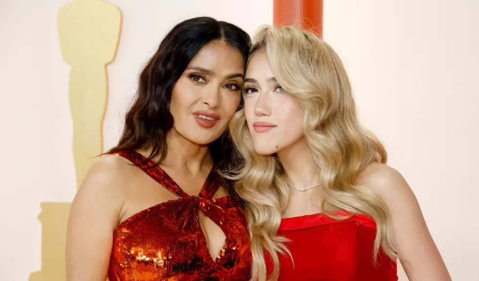 Valentina, fiica Salmei Hayek, îi critică actriței profilul de Instagram și stilul vestimentar: "Trebuie să dispară"