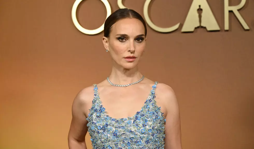 Natalie Portman a devenit mamă pentru a treia oară. Cum a fost fotografiată alături de partenerul ei și bebelușul lor
