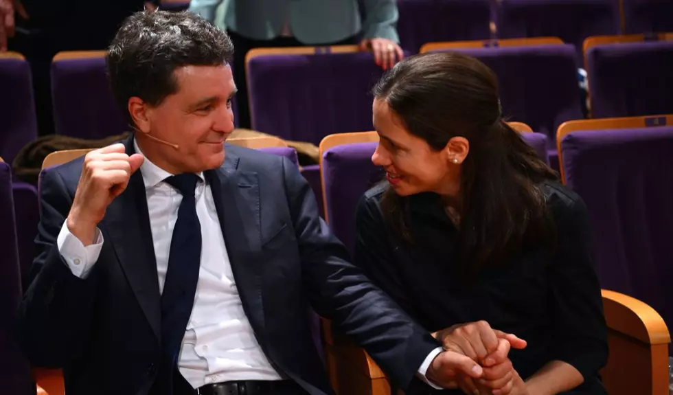 Nicușor Dan și Mirabela Grădinaru, apariție elegantă la nunta ministrului Alexandru Nazare cu Maria Mihali