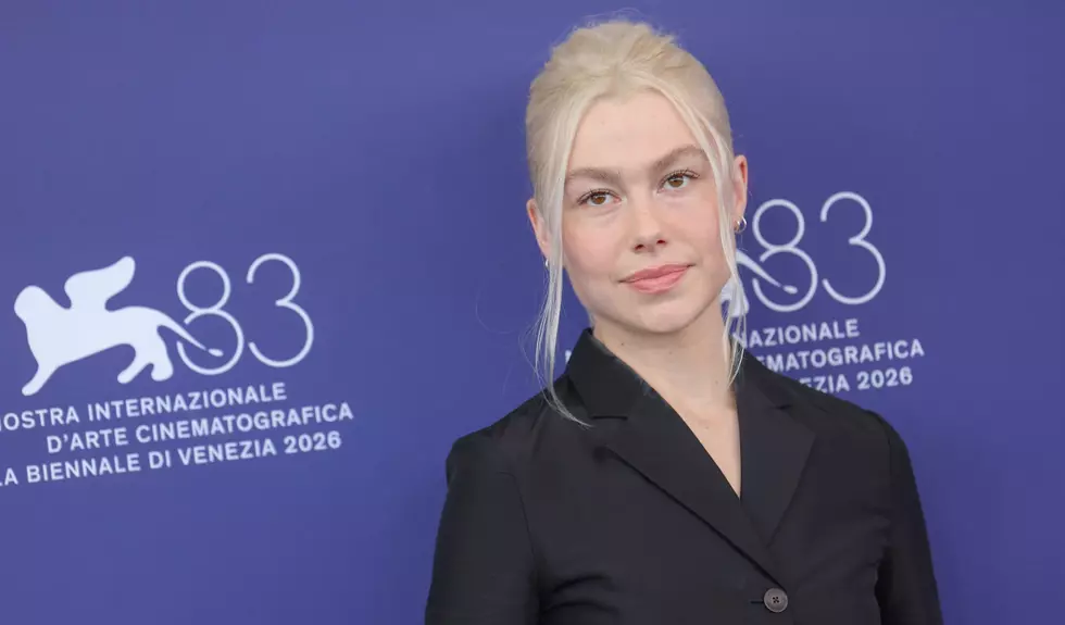 Phoebe Bridgers, apariție fără filtre la Festivalul de Film de la Veneția. Detaliul care a strârnit controverse
