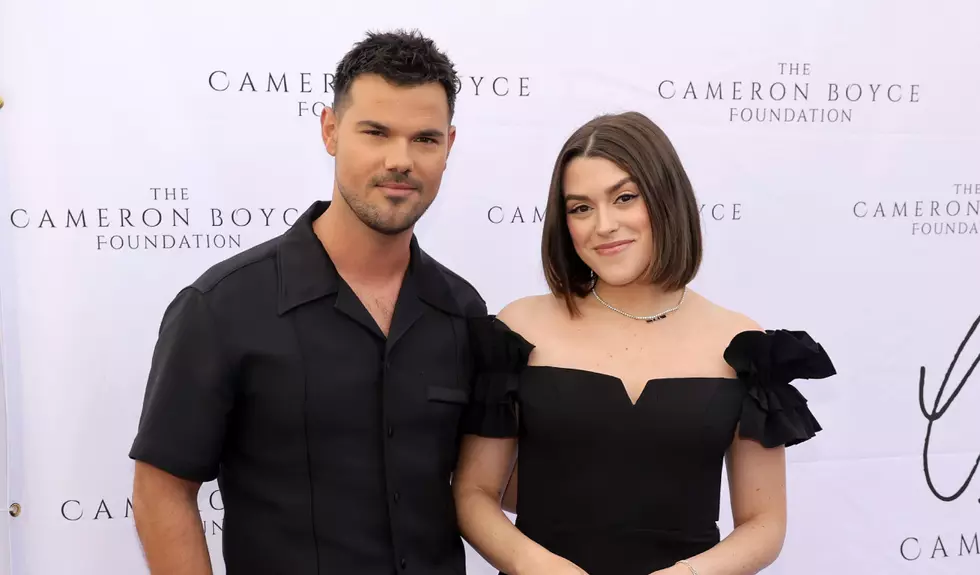 Taylor Lautner și soția lui au devenit părinți. Ce nume au ales pentru fetița lor