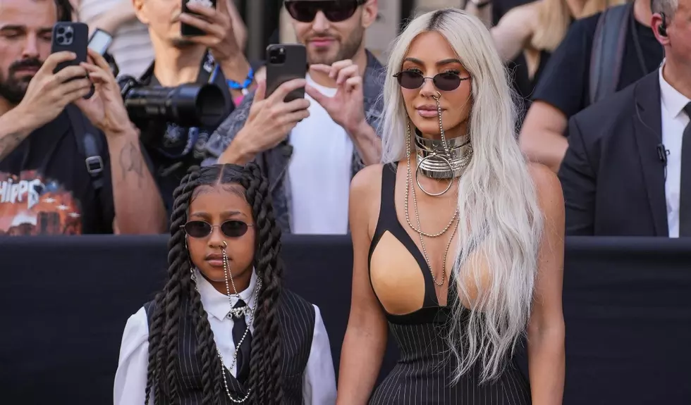 Kim Kardashian, transformare spectaculoasă. Vedeta a recreat look-ul fiicei sale, North West