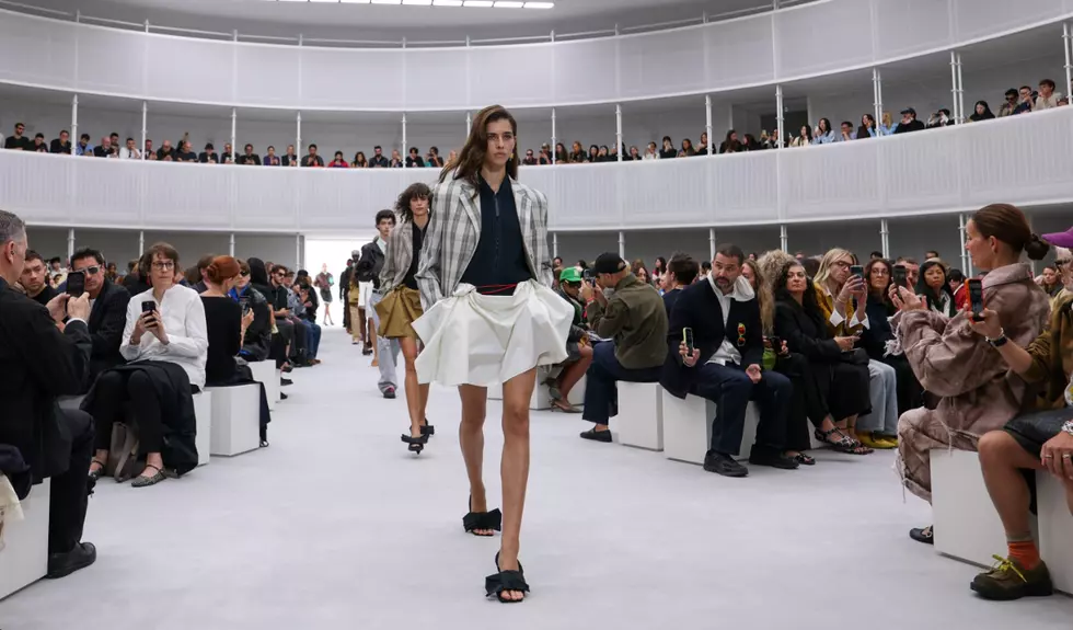 Loewe SS27: Jack McCollough și Lazaro Hernandez rafinează noua direcție a casei