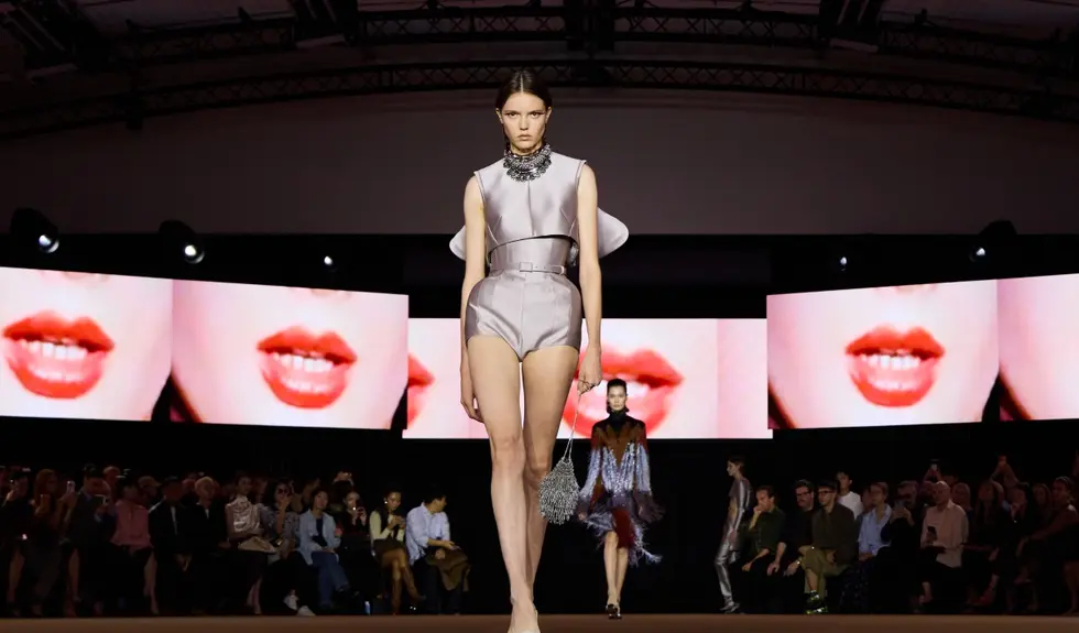 Mugler Spring/Summer27, o colecție inspirată de artista Björk