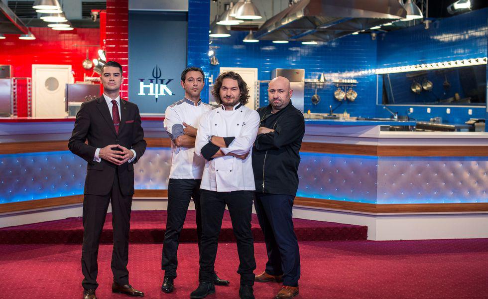 Un Somelier Prezentatorul Show Ului Hell S Kitchen Iadul Bucătarilor Tvmania Ro