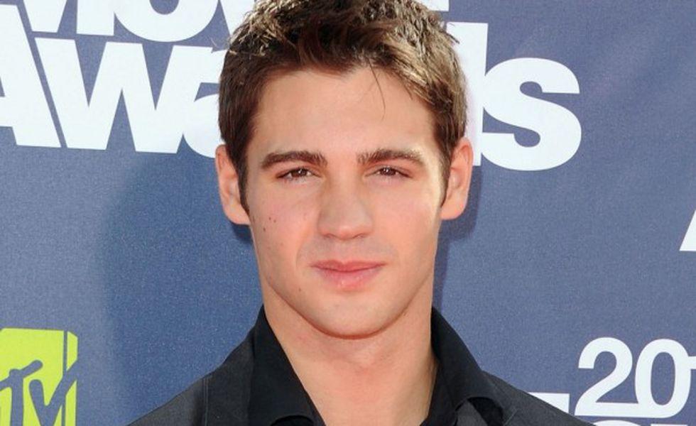 Steven R Mcqueen Jurnalele Vampirilor Va Juca In Pompierii Din Chicago Tvmania Ro