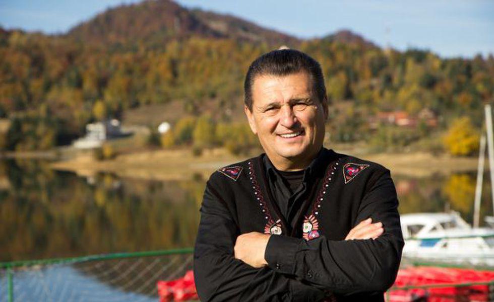 Foto Nea Mărin Dă Startul Emisiunii Poftiți La Muncă Săptămana Viitoare Tvmania Ro