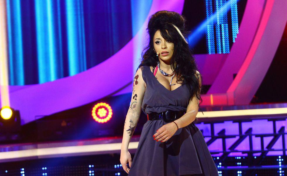 Te Cunosc De Undeva De Sambătă 1 Aprilie Smiley Diana Ross și Amy Winehouse Tvmania Ro