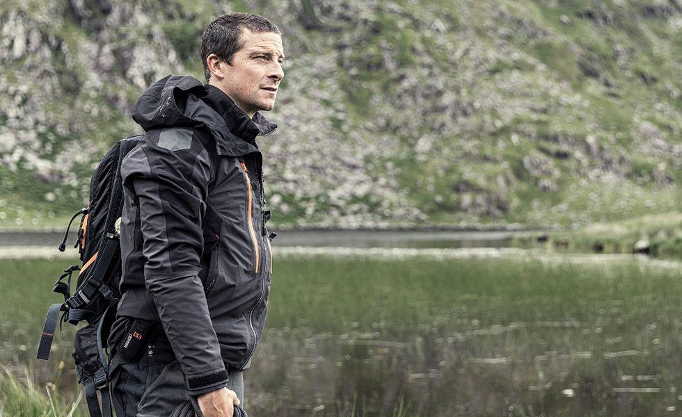 Incepe Un Nou Sezon Vedete In SÄƒlbÄƒticie Cu Bear Grylls Discovery Courteney Cox Printre InvitaÈ›i Tvmania Ro