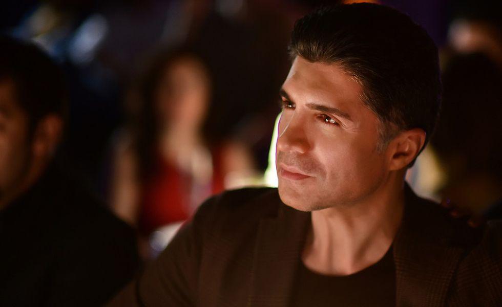 Actorul Ozcan Deniz Va Fi Tată De Baiat Tvmania Ro